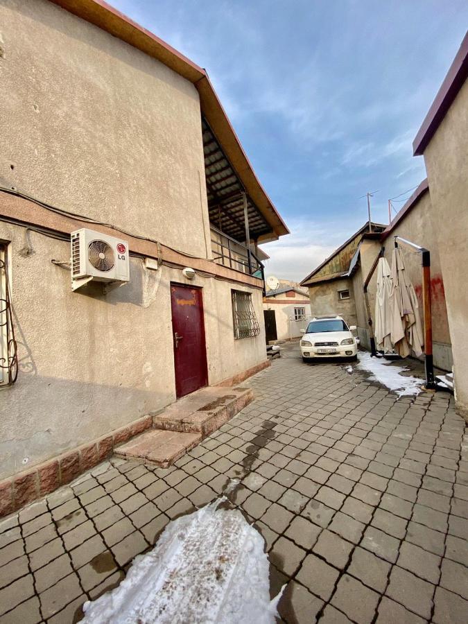 Esentai Hostel Almatý Exterior foto